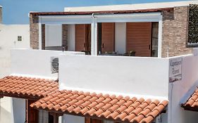 Kapetanos Rooms
