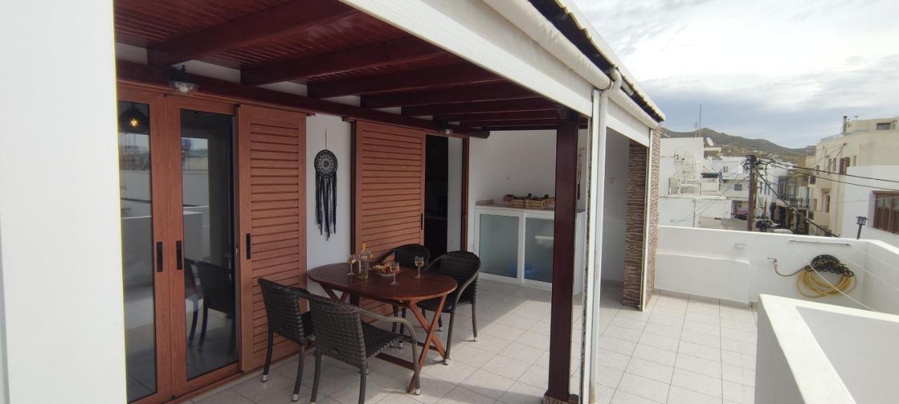 Kapetanos Rooms Naxos City Exterior photo